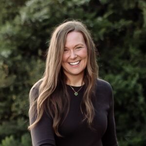 Meet your Posher, Layna